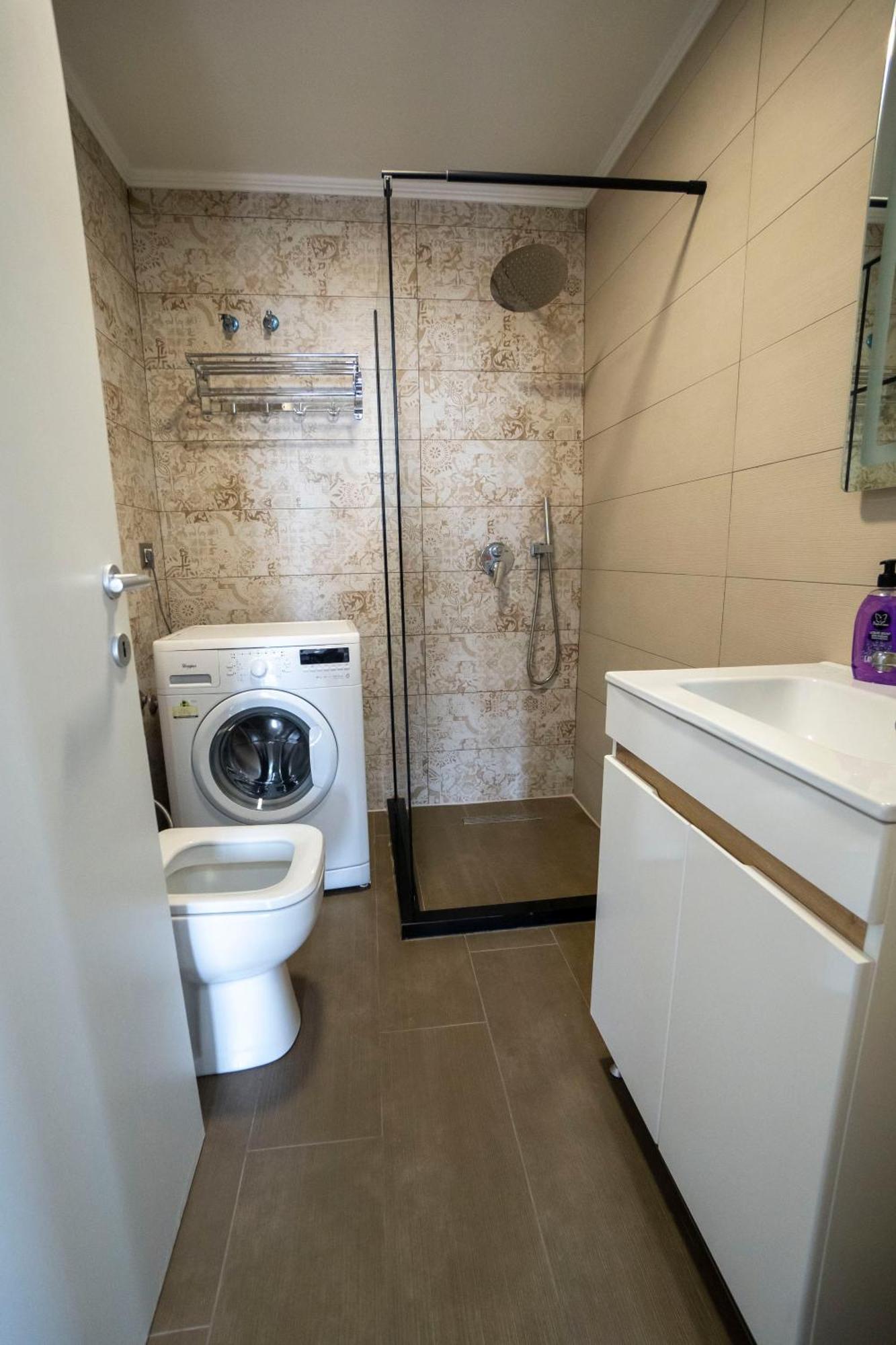 Apartment Tuttomondo Golem (Tirana)