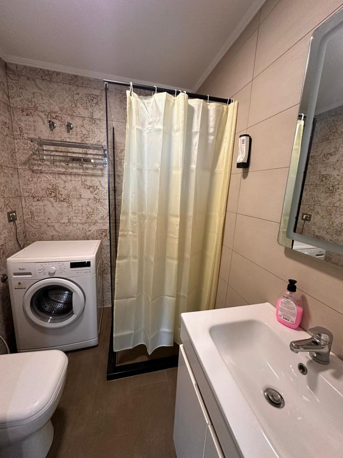 Tuttomondo Apartament Golem (Tirana)
